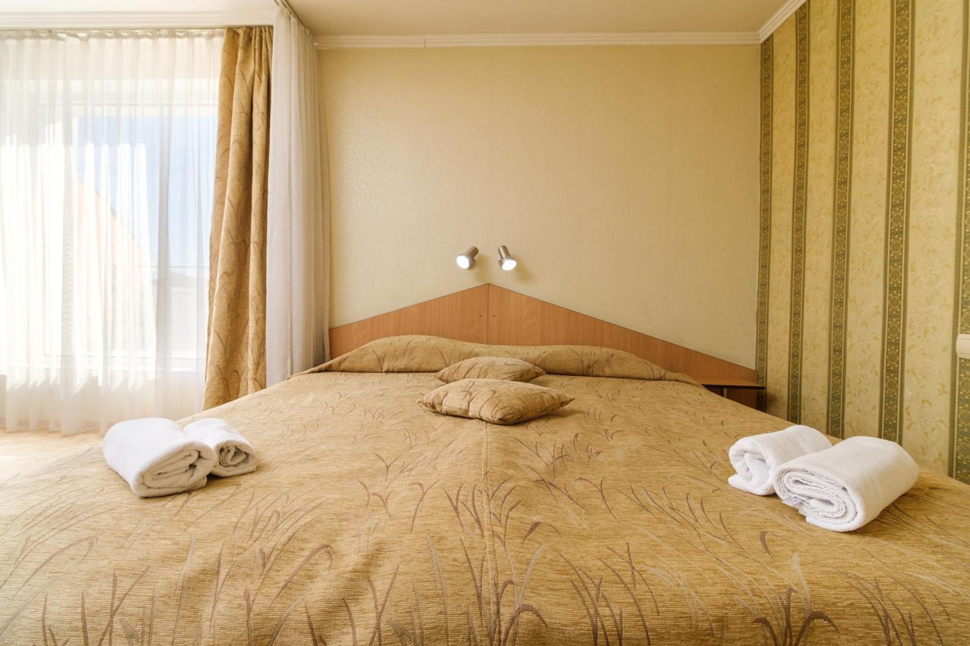 Hotel Noviz 3*